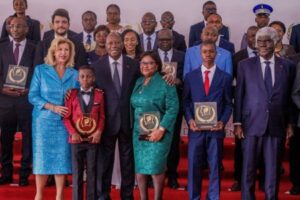 Prix national d’excellence 2026 : 80 Ivoiriens et organisations récompensés par Alassane Ouattara
